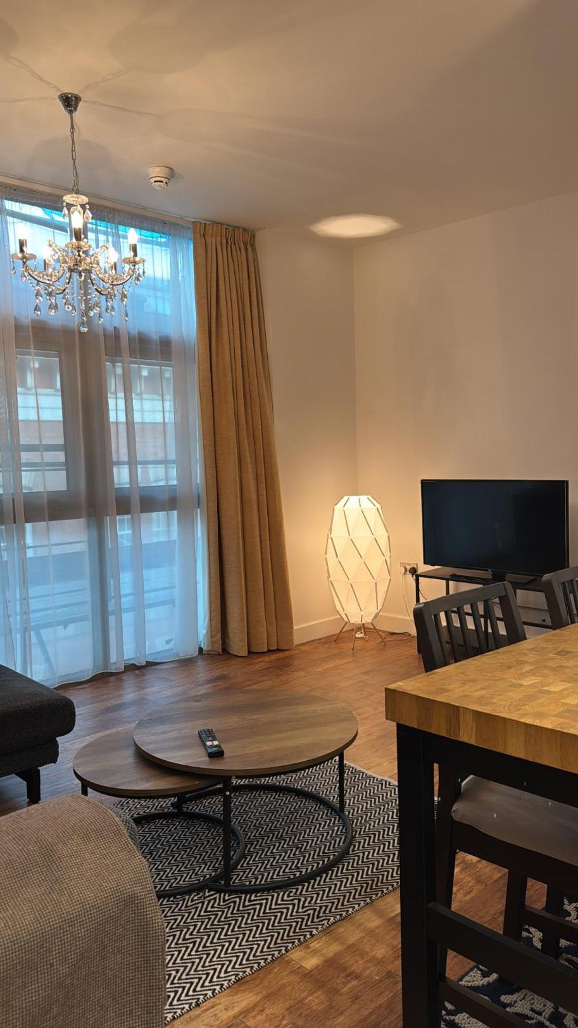 Apartment Two Bed By Lurxury Leicester