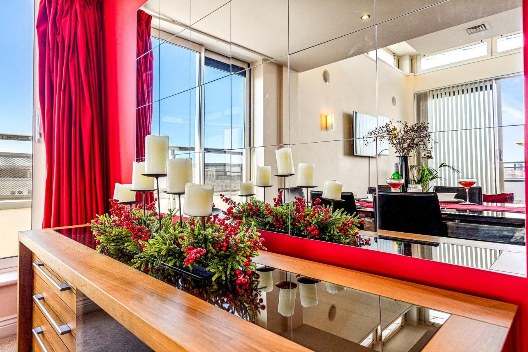 Apartment Centre Luxury Penthouse With Balcony, Terrace & Free Parking Leicester