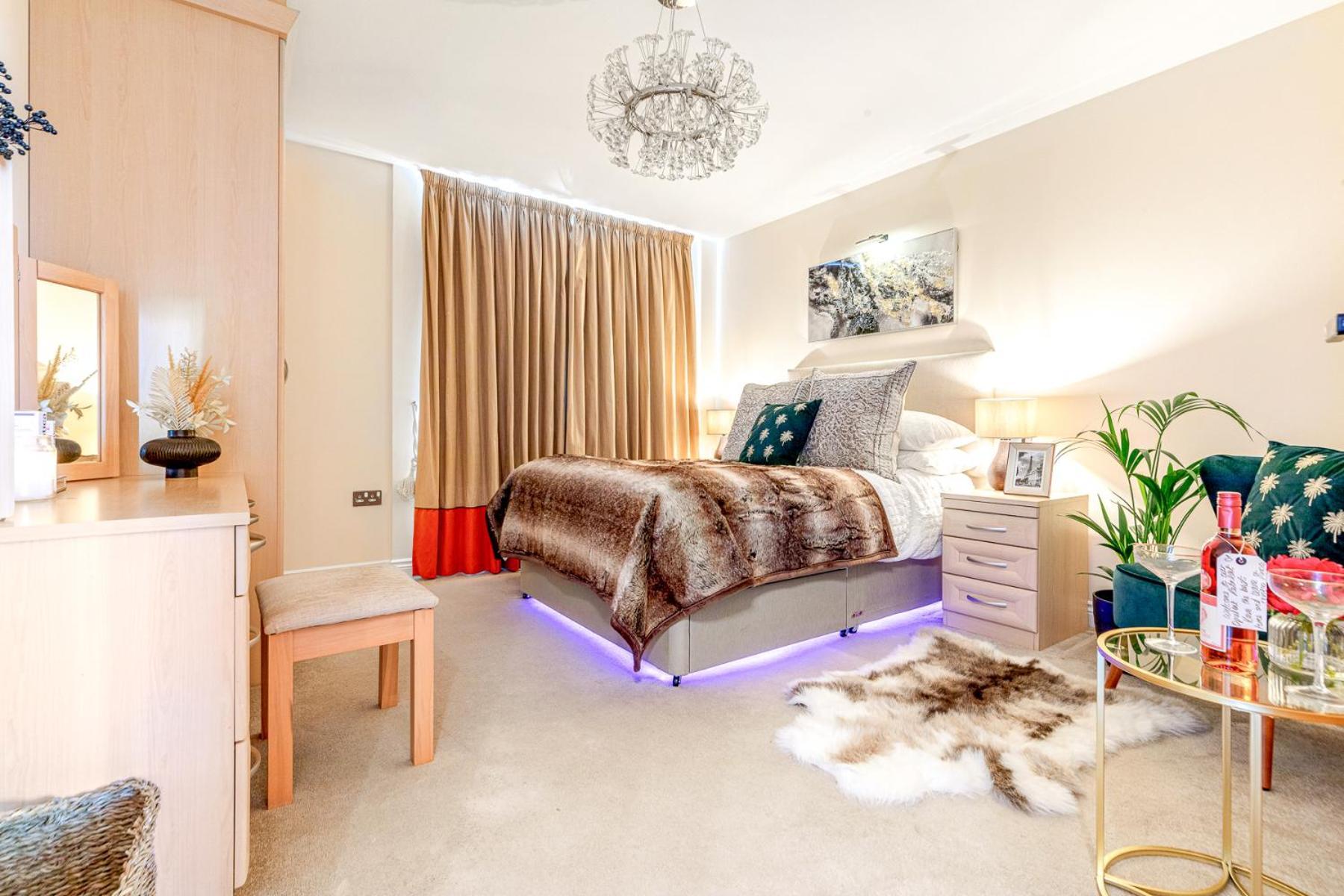 Centre Luxury Penthouse With Balcony, Terrace & Free Parking Apartment