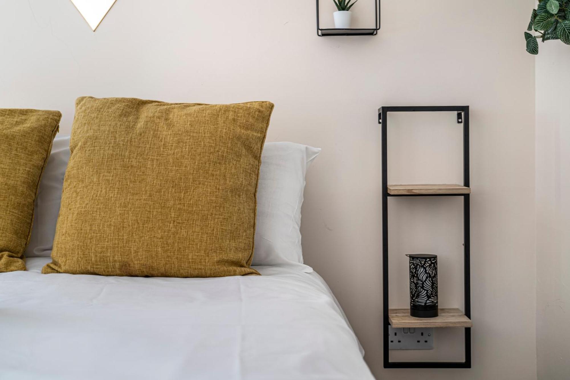 - - Sleeps 6 - 97ws Apartment