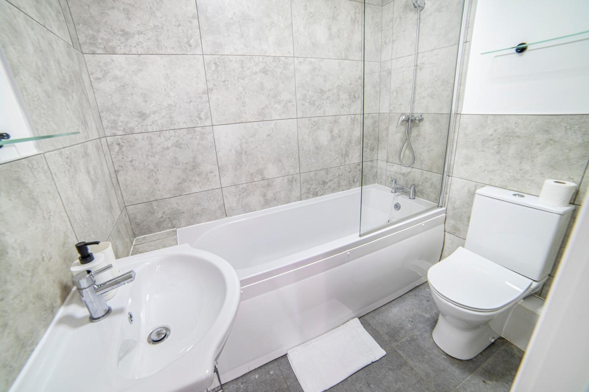 Apartment - - Sleeps 6 - 97ws