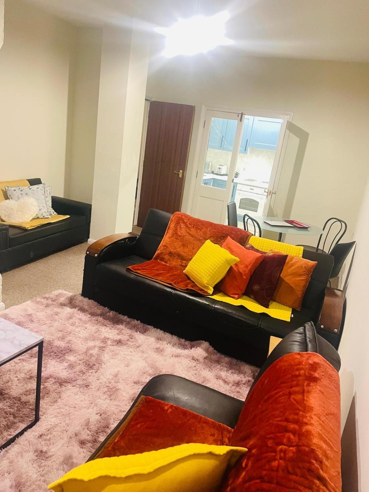 Di Apartment *