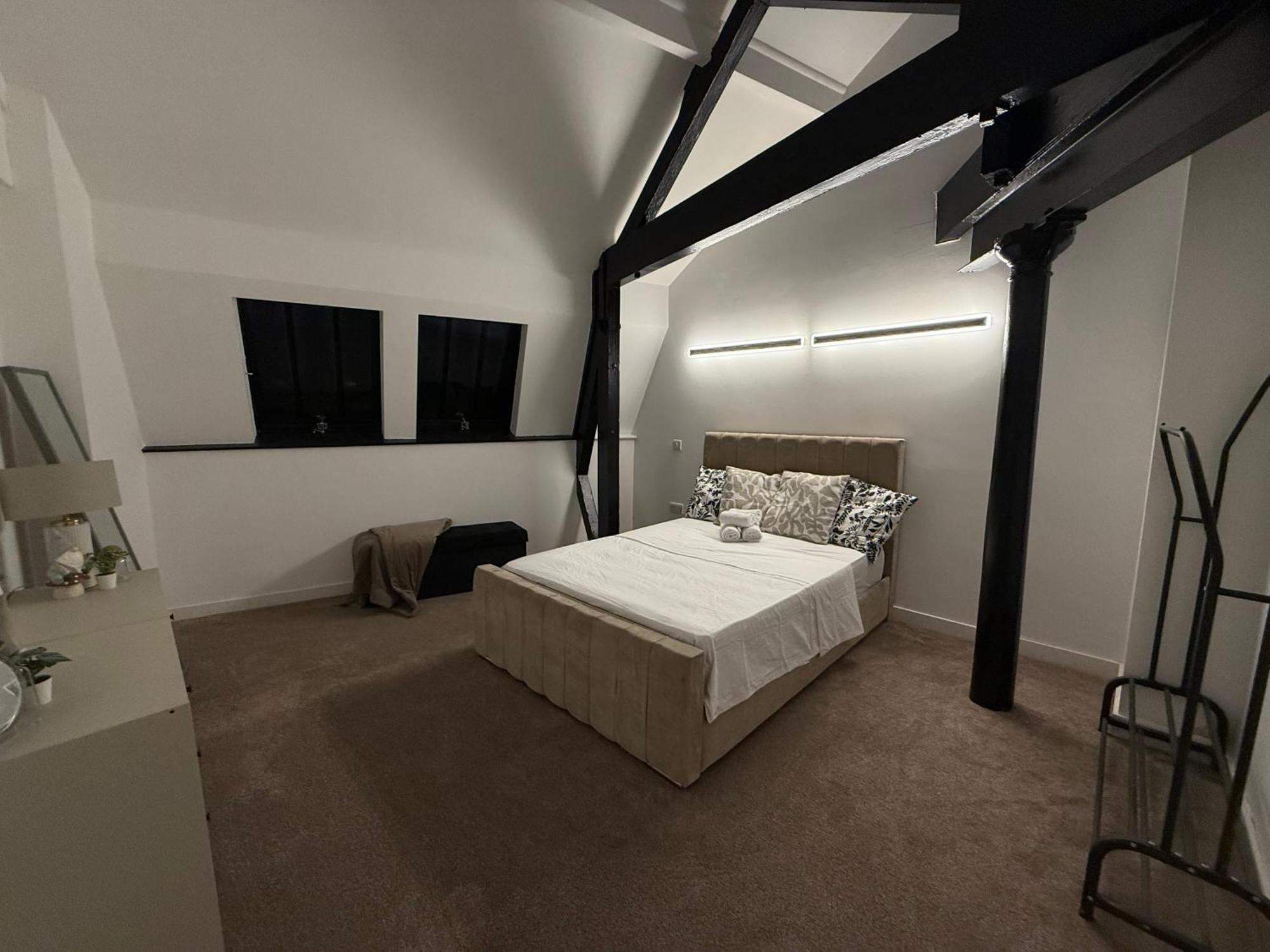 Apartment 1 Bed Flat In Centre