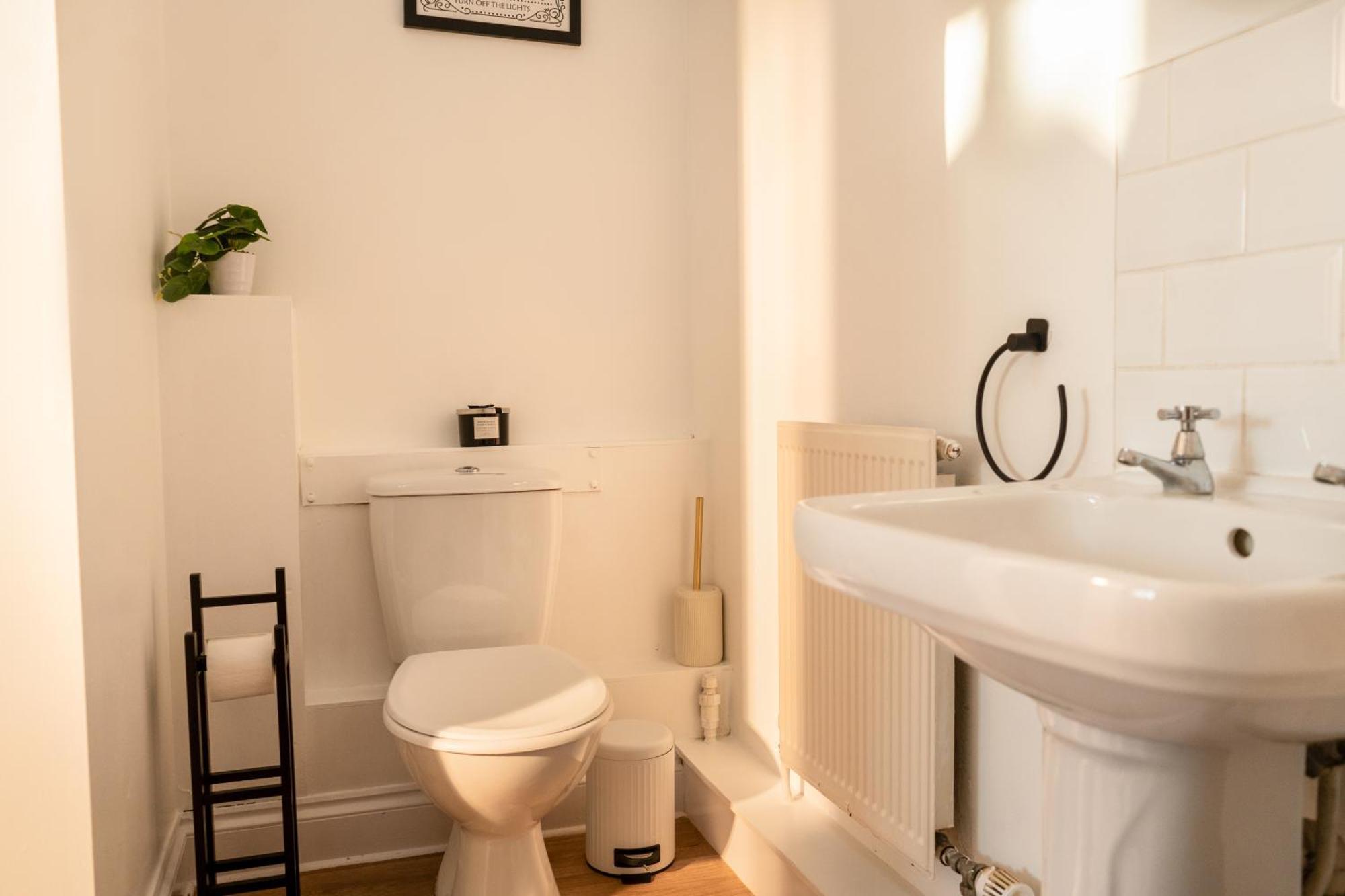 Luxuria 2- Bedroom Luxury Apartment Leicester