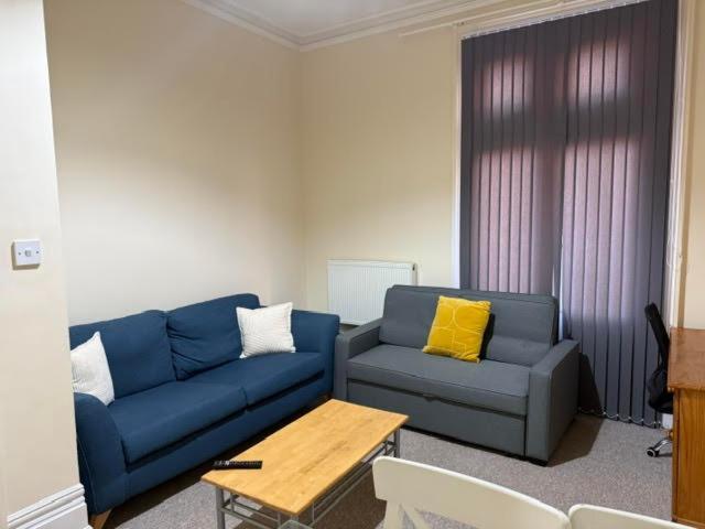 Apartment Cozy Haven Near And General Hospital Leicester