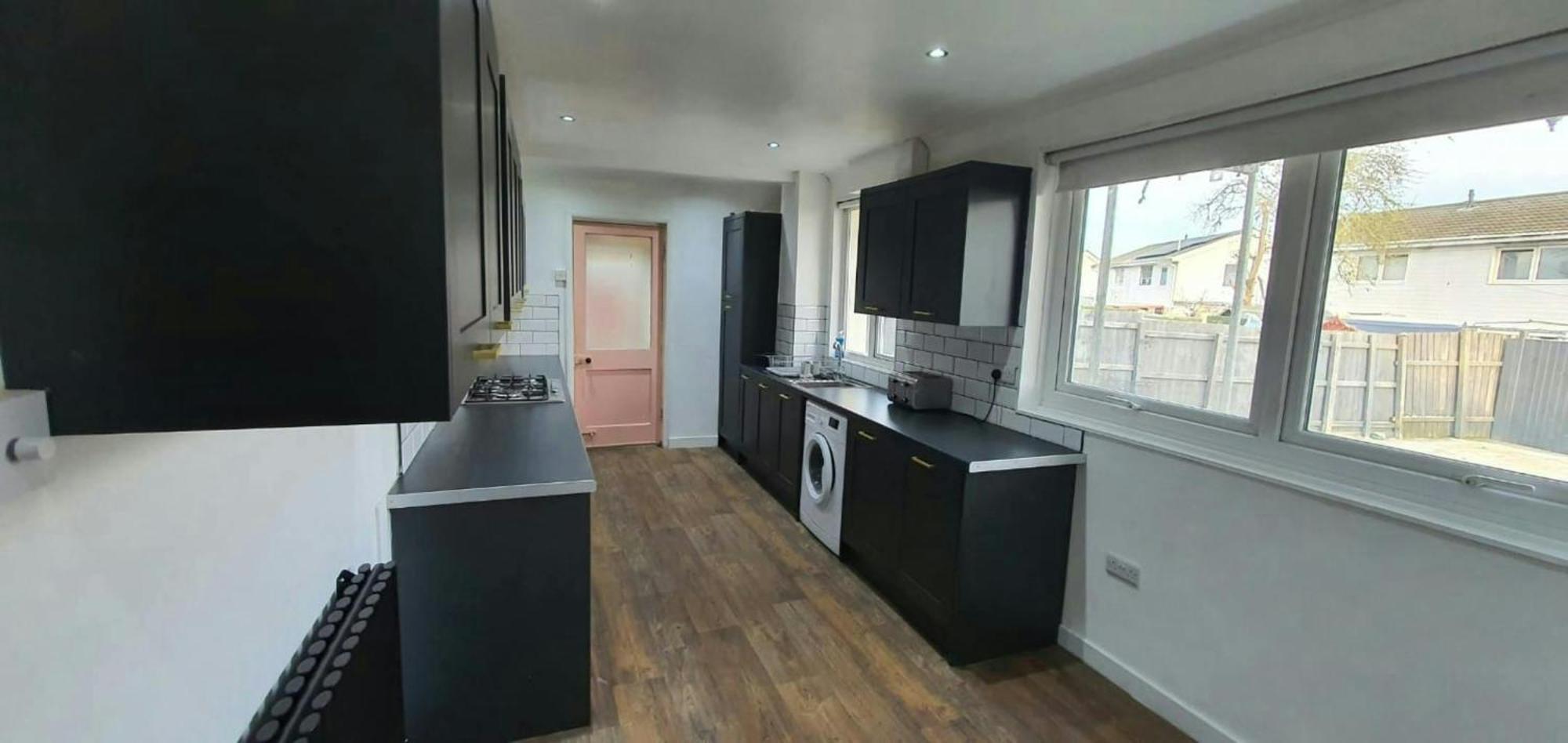 Spacious In Leicester