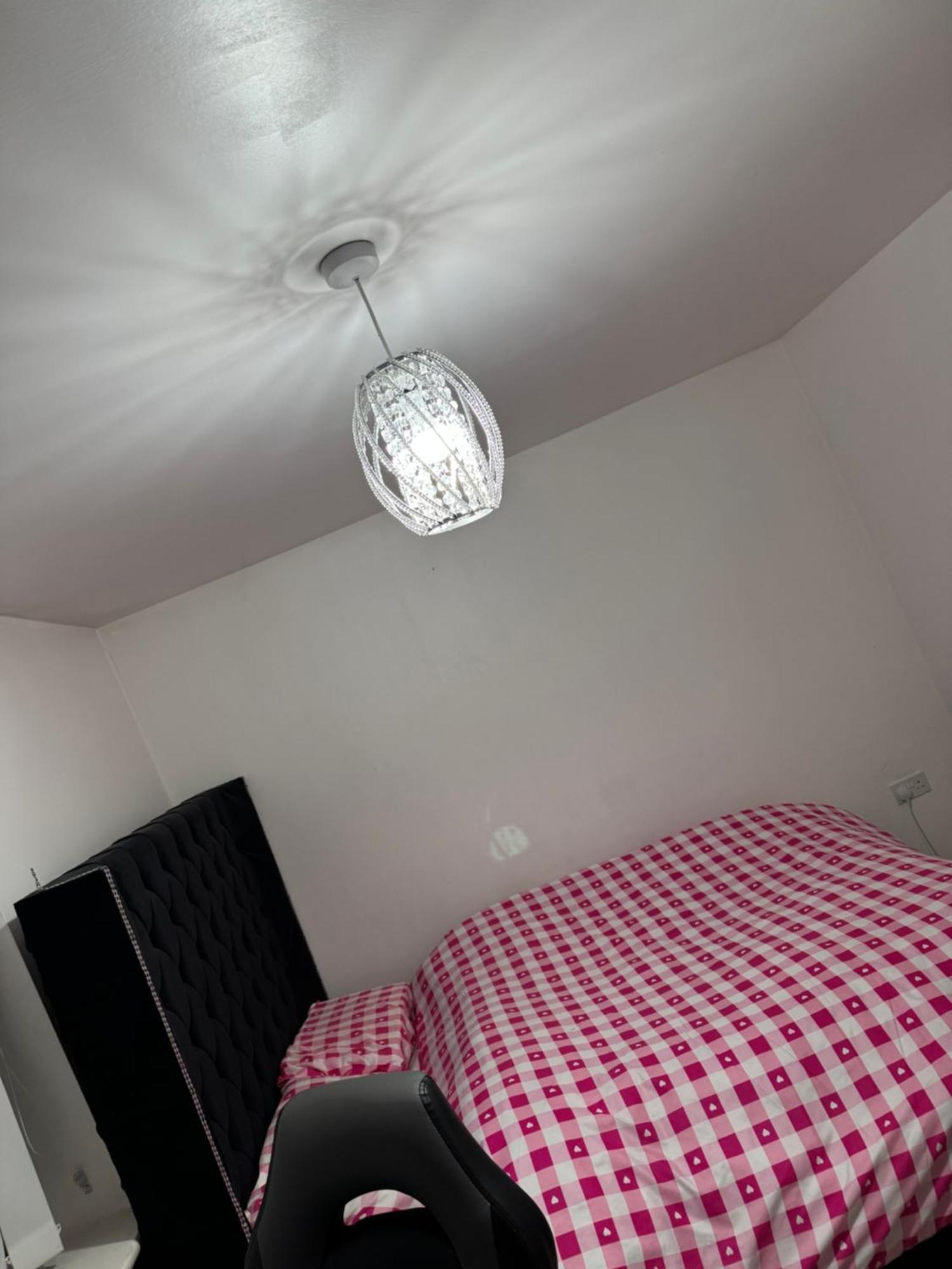 Modern En-suite Private Near Stadium & Centre Leicester