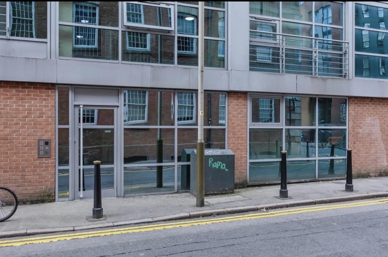 Two Bed By Lurxury Apartment