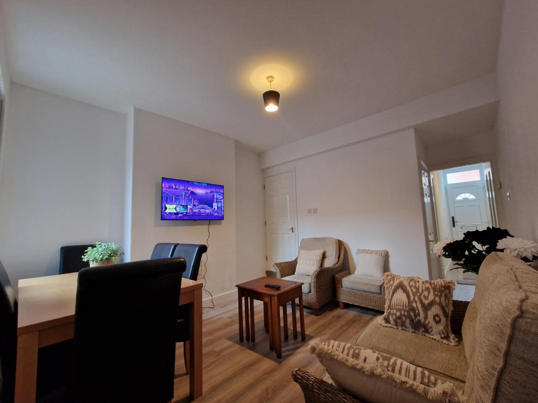 Living Serviced 2 Leicester