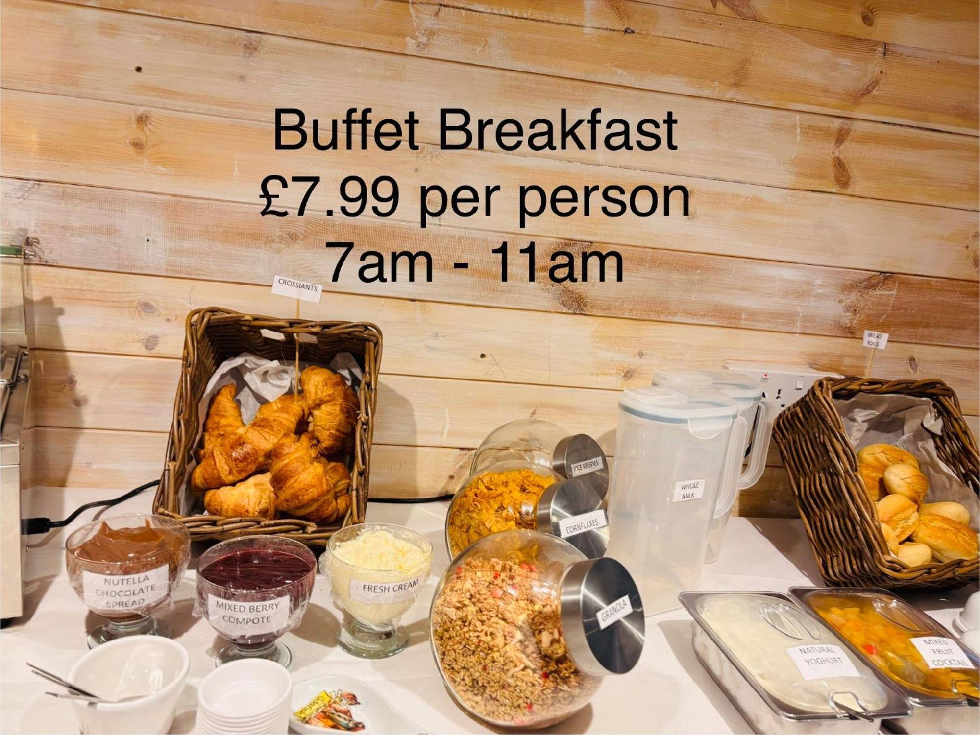Acomodação com café da manhã  Log Sleeping Pods With Free Breakfast Parking Drinks *