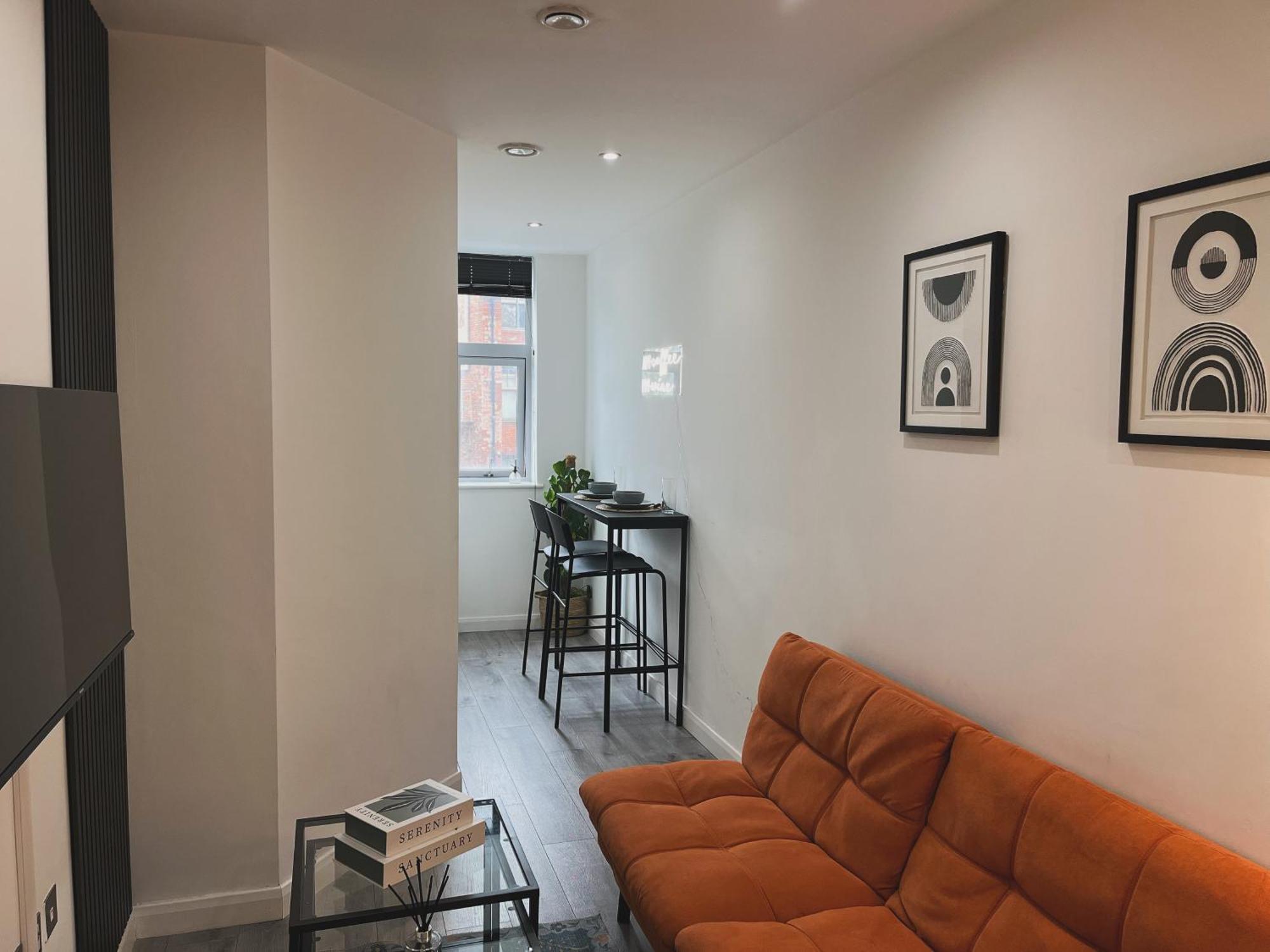 Cozy Central Double Suite - Free Gym! * Leicester