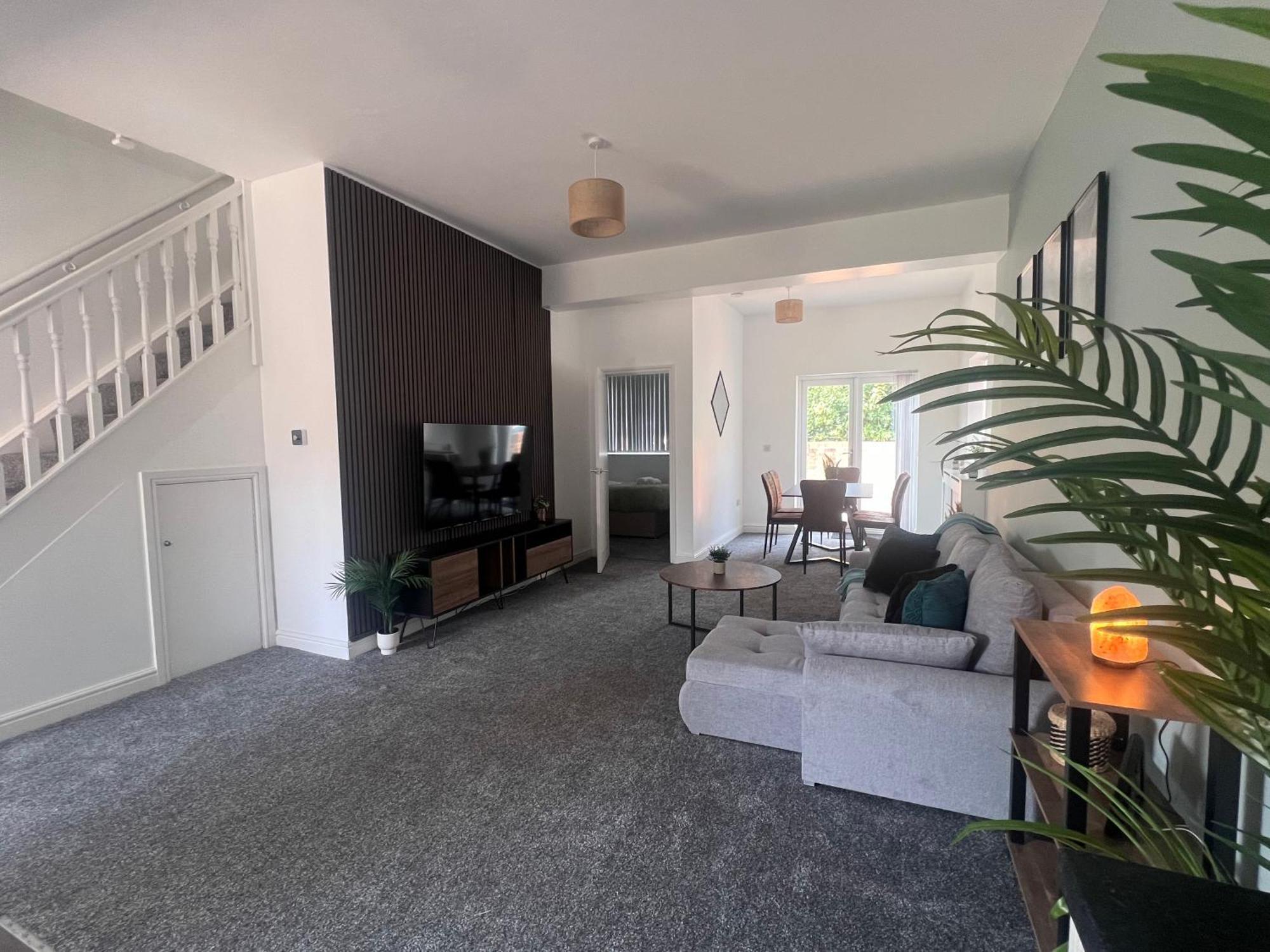 Syster - Glen Meadows * Leicester