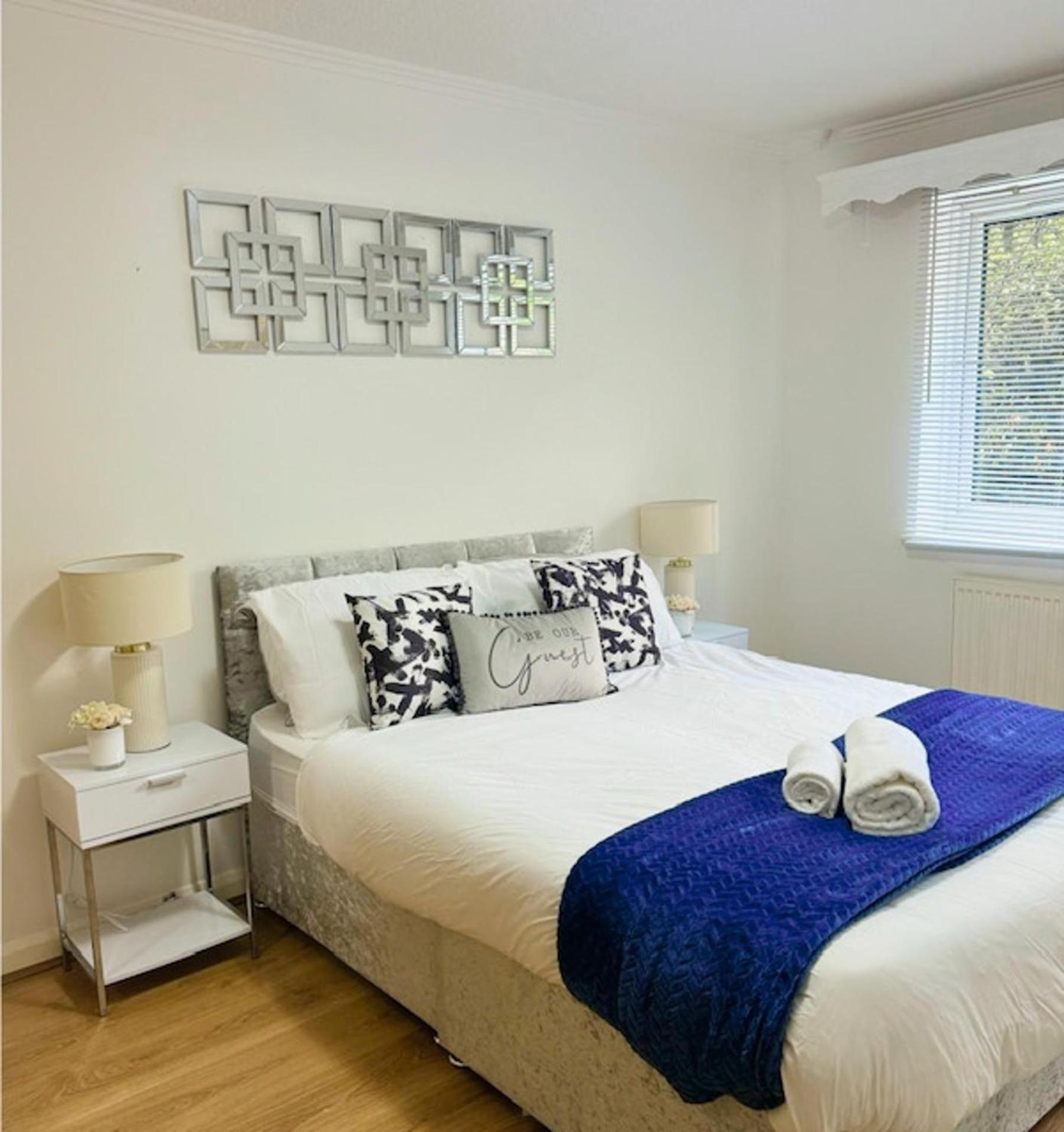 Holiday home - Sleeps 6 - Garden - Wheelchair Access Leicester