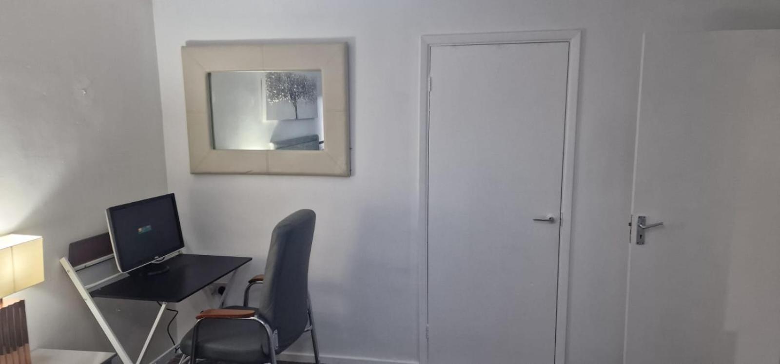 Apartment Ground 1 Bed Flat With A Garden