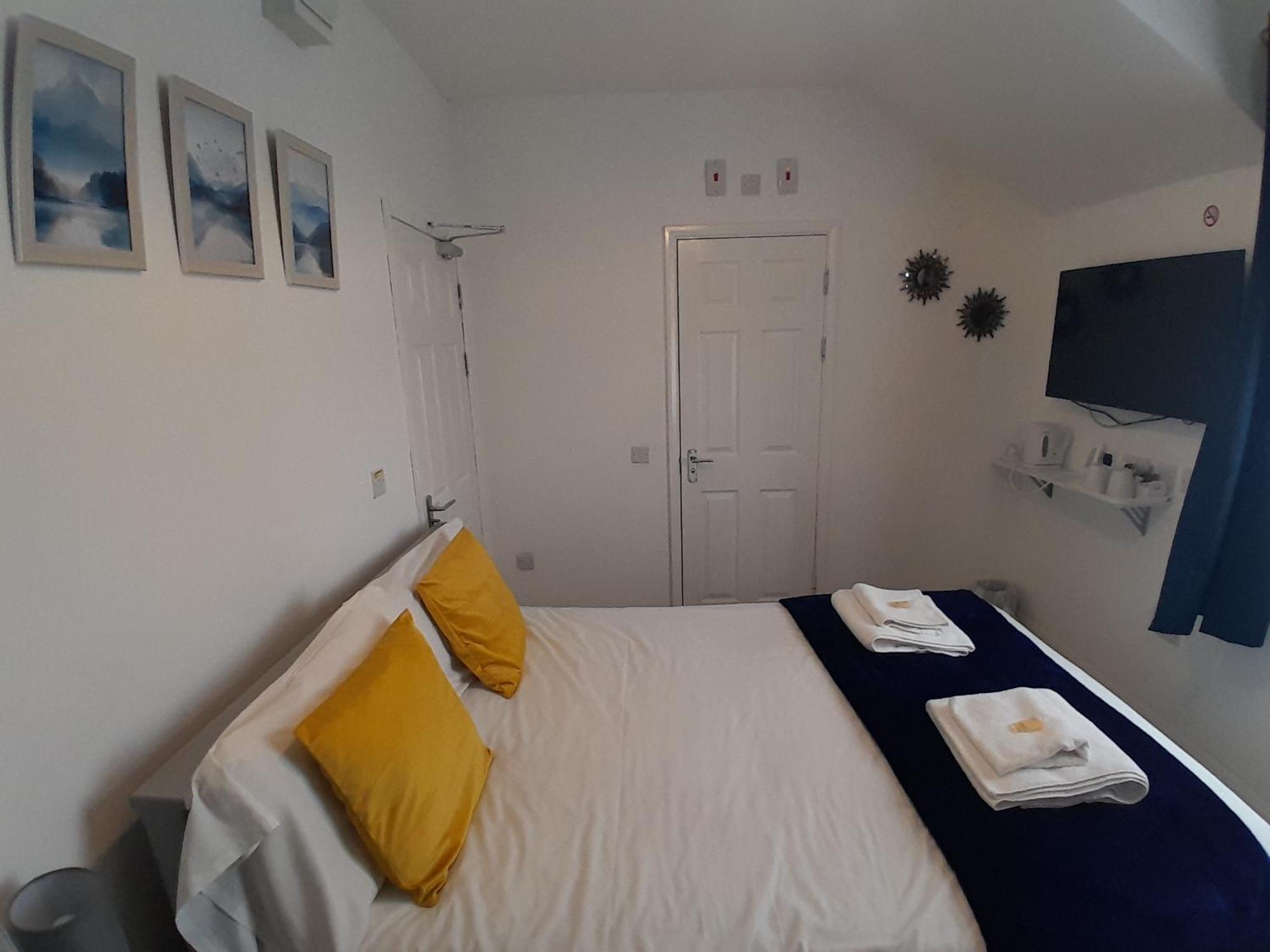 The Broadway Capsule hotel *