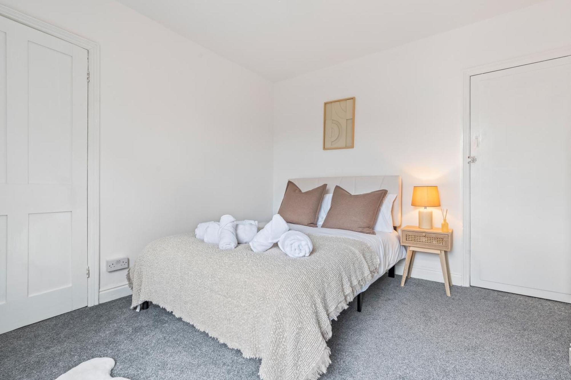Holiday home 4br - Garden - Sleeps 10 *