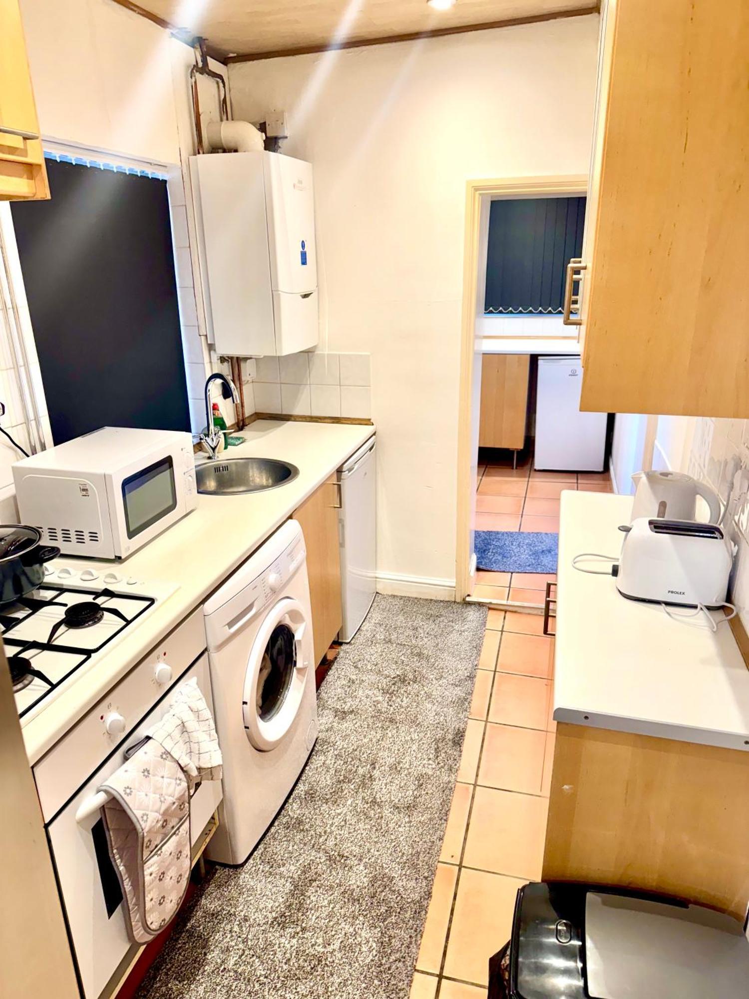 Premium Cozzy Corner Leicester