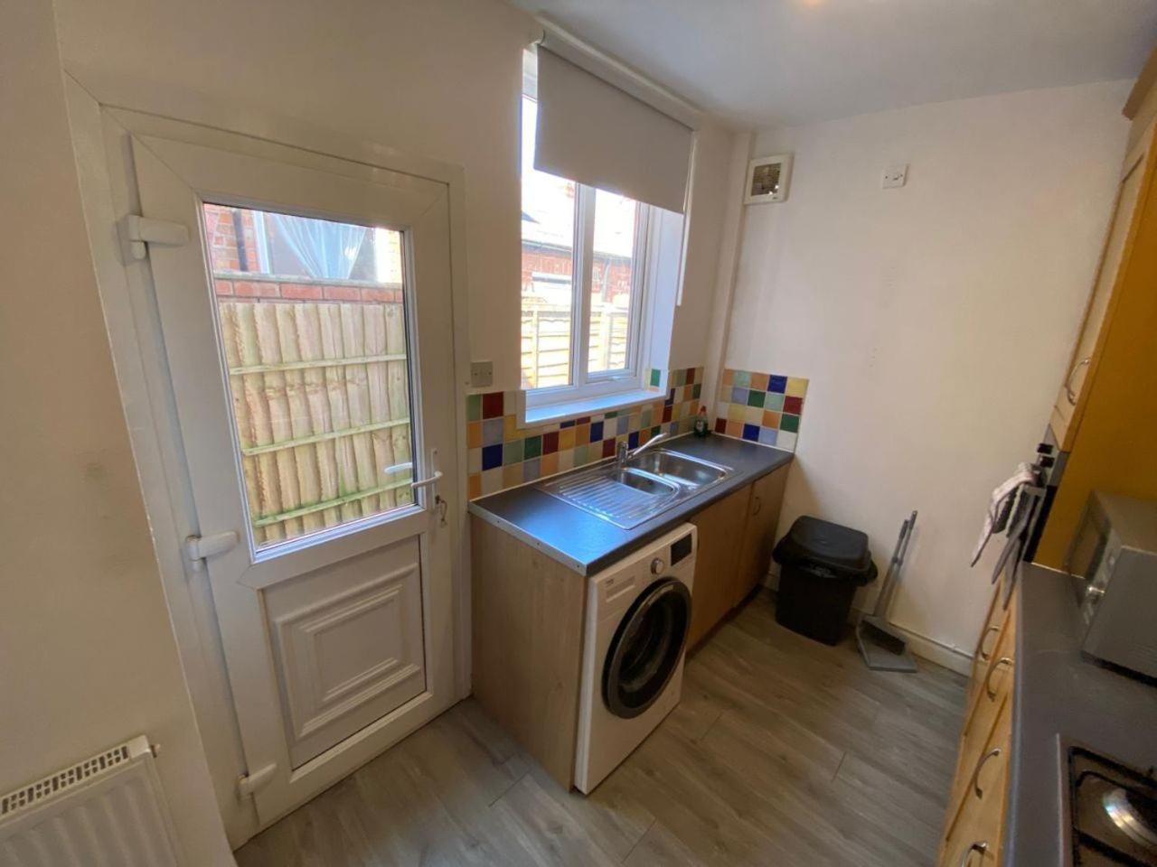 Holiday home Cosy 2-bed House - Sleeps 4 Garden & Pet-friendly Leicester