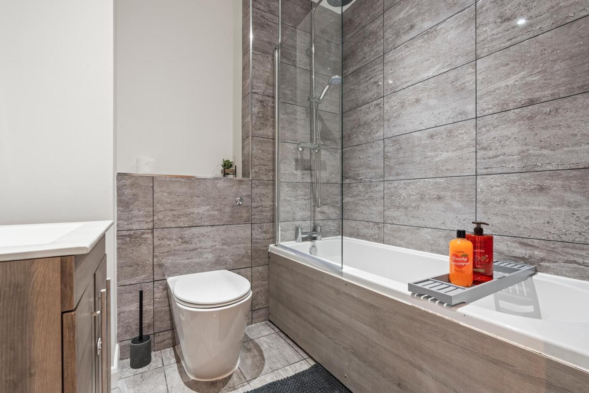 Apartamento Centre, Luxury Apartment, Sofa Bed, Wifi, Netflix, Premium *