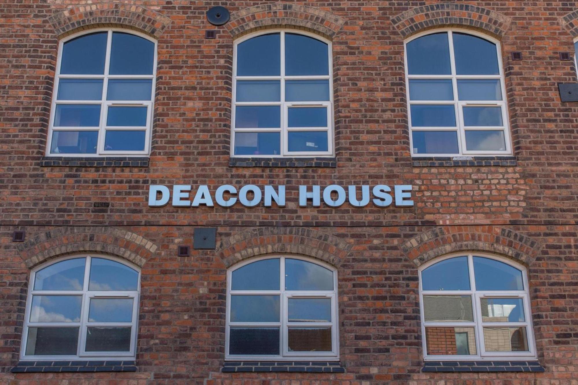 3 Bedroom Ensuite Deacon House *