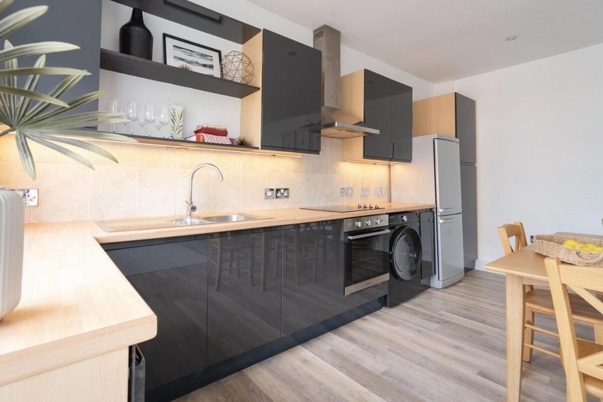 Princess Suite - Citycentre, Freeparking, Netflix * Leicester