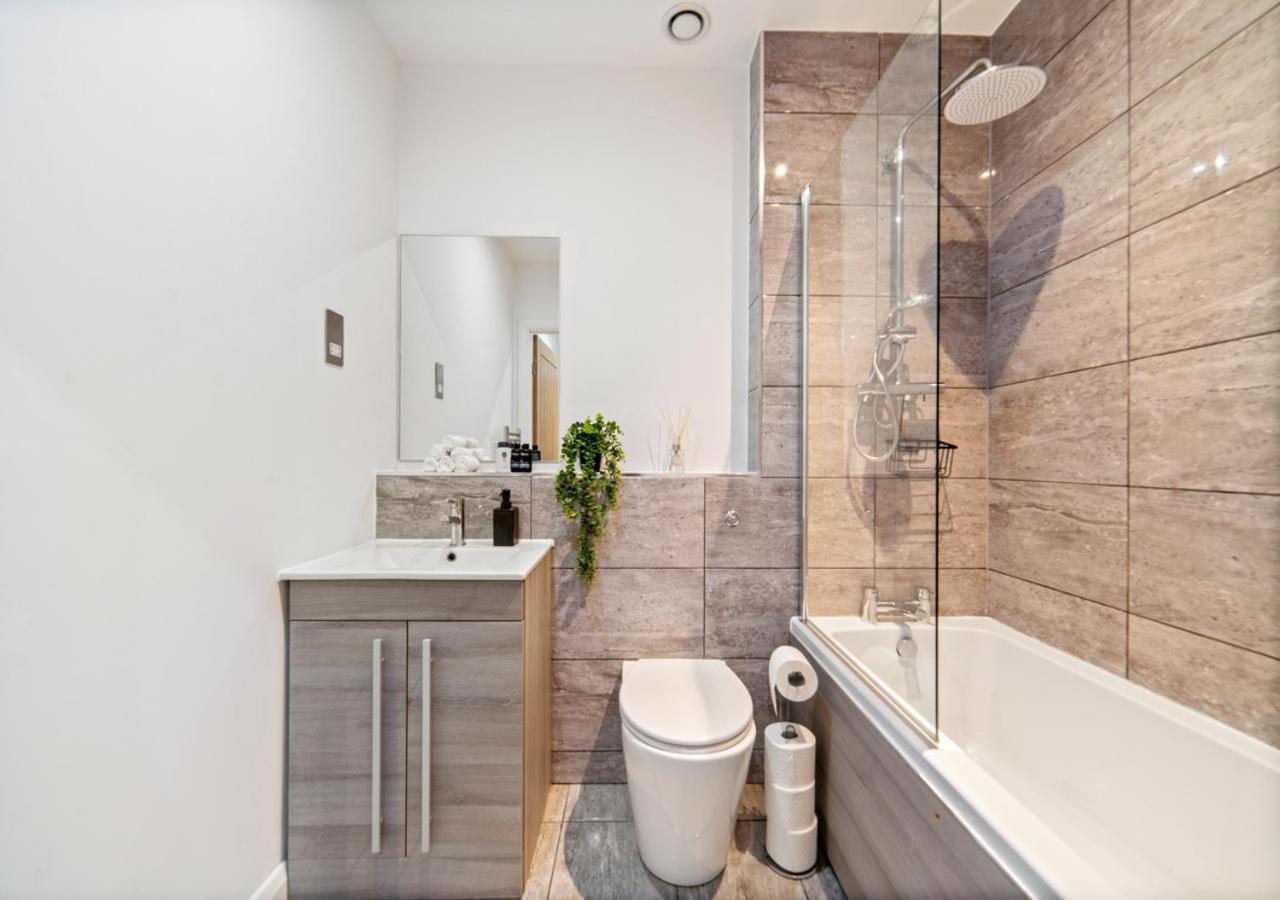 The Sapphire - 2br 2bath
