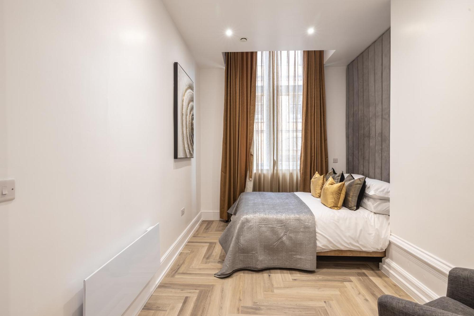 Luxe With Free Gym & Pet Friendly Perfect For Business & Families By The Pocklington - The Graduate Apartment