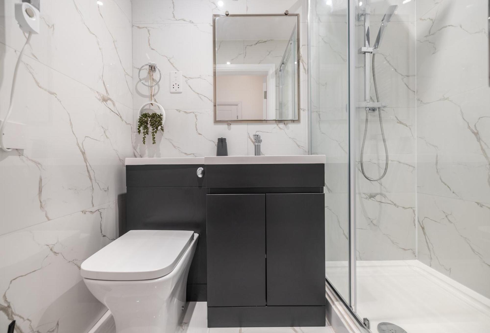 Luxe With Free Gym & Pet Friendly Perfect For Business & Families By The Pocklington - The Graduate * Leicester