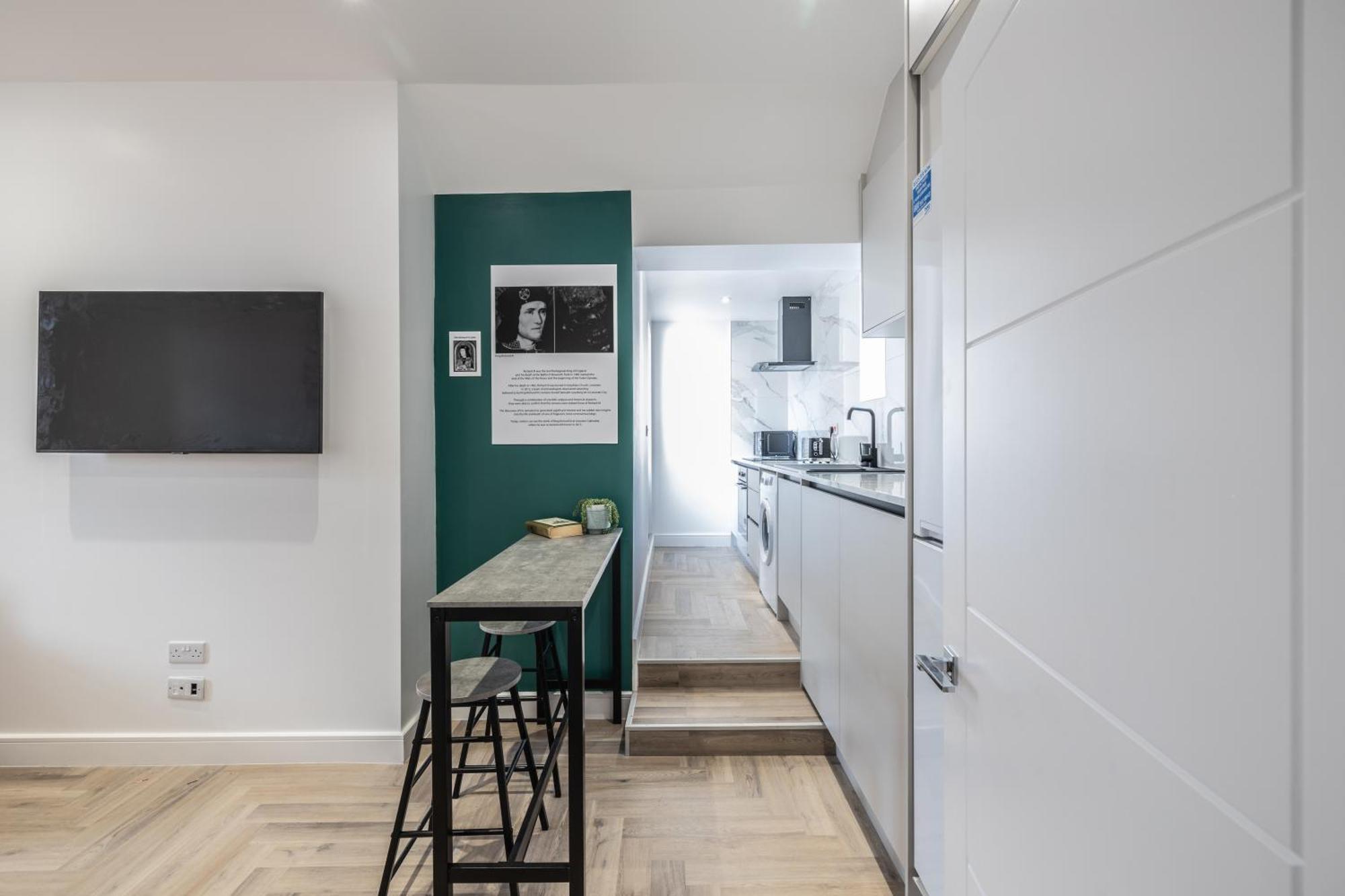 Boutique Centre Balcony Perfect For Couples & Businesses With Free Gym By The Pocklington - Richard Iii Apartamento