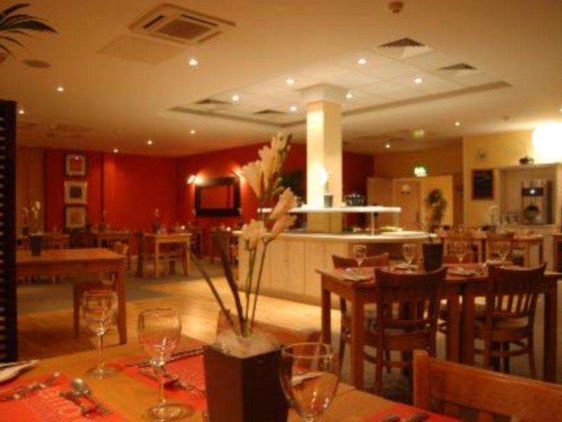 Hotel Campanile 2*