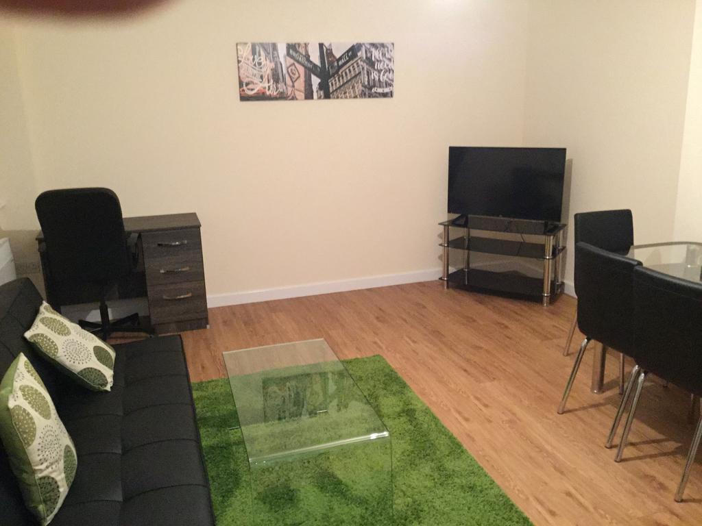 Serviced - Le1 3rg Apartment *