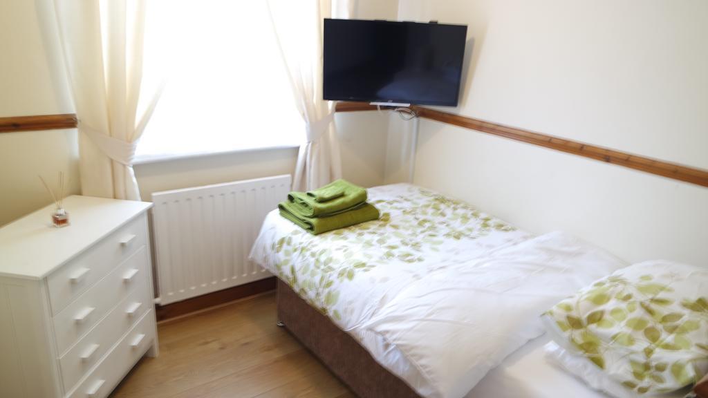 Jaylets Earl Shilton Homestay