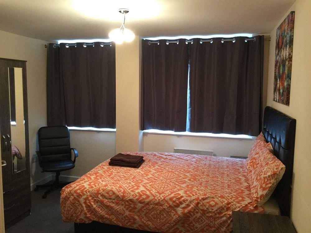 Serviced Apartment