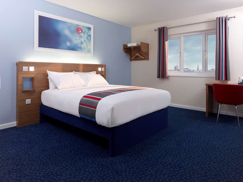 Travelodge Lutterworth 2*
