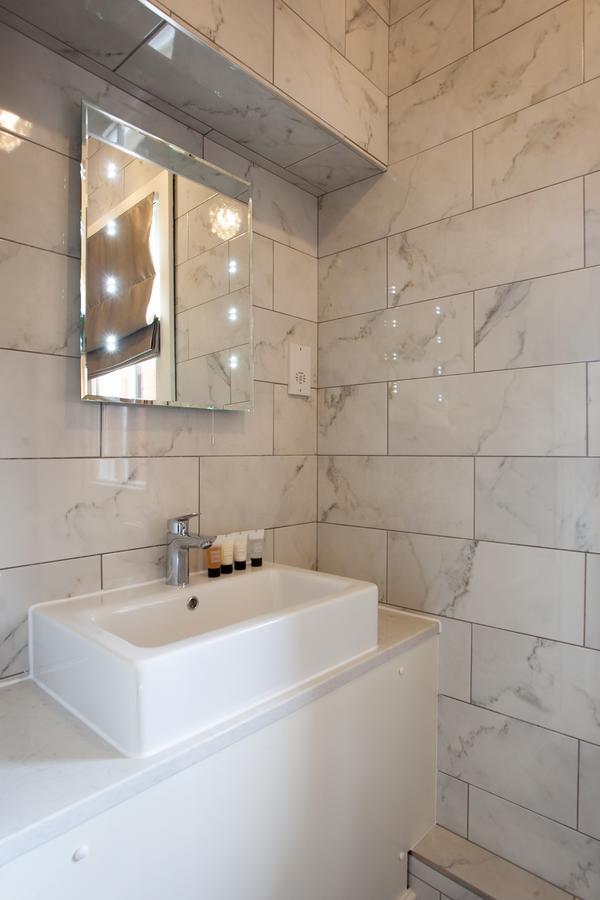 Winstanley House Hotel 4*