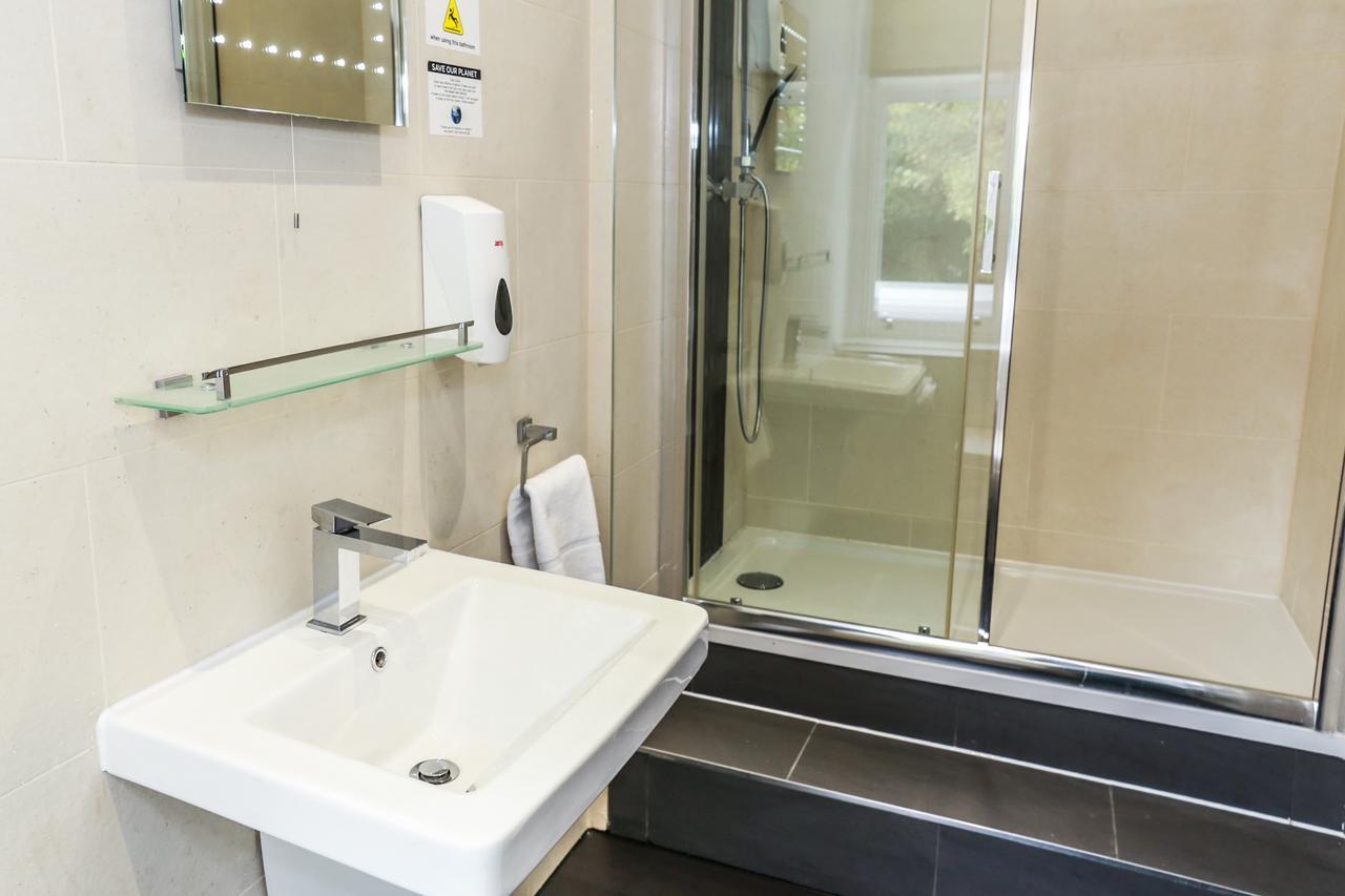 Aparthotel Flexistay Gable 4*