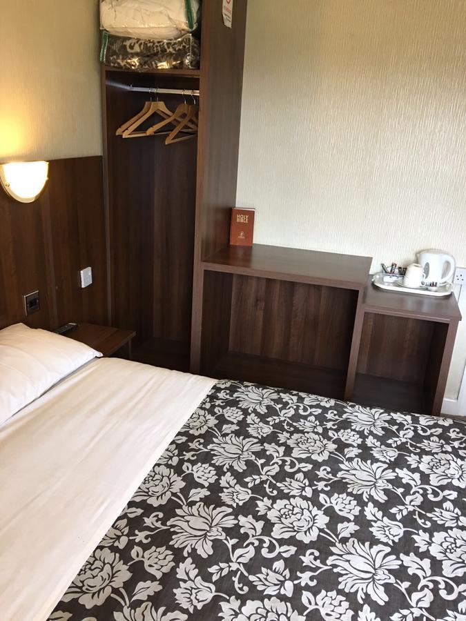South Fork 4* Leicester