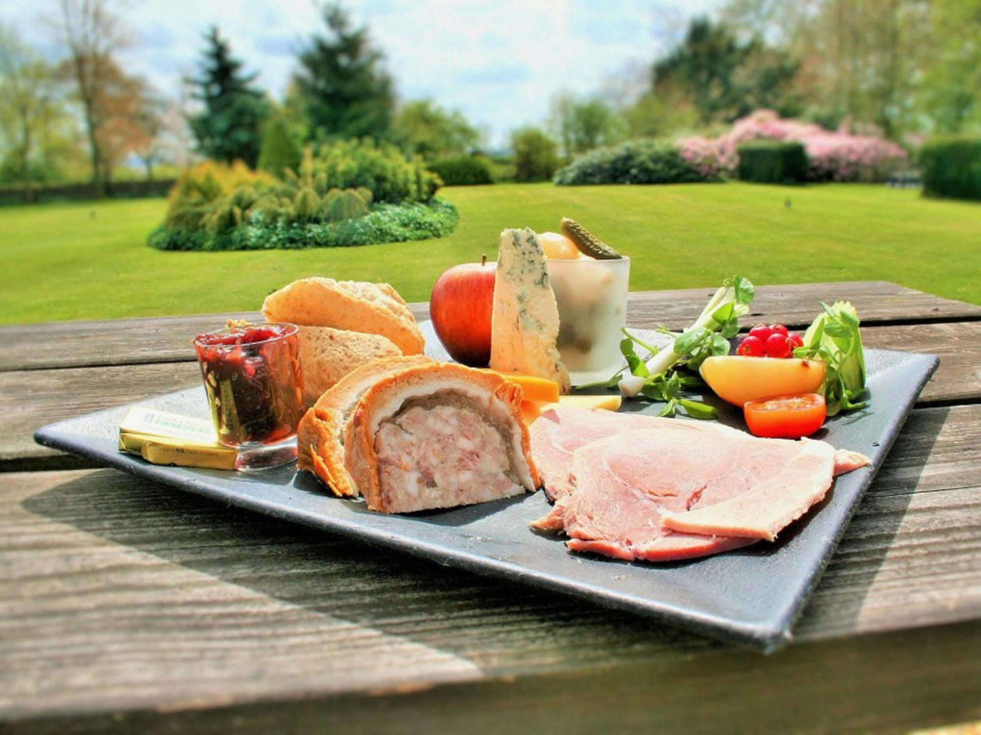 Country house Scalford Hall *