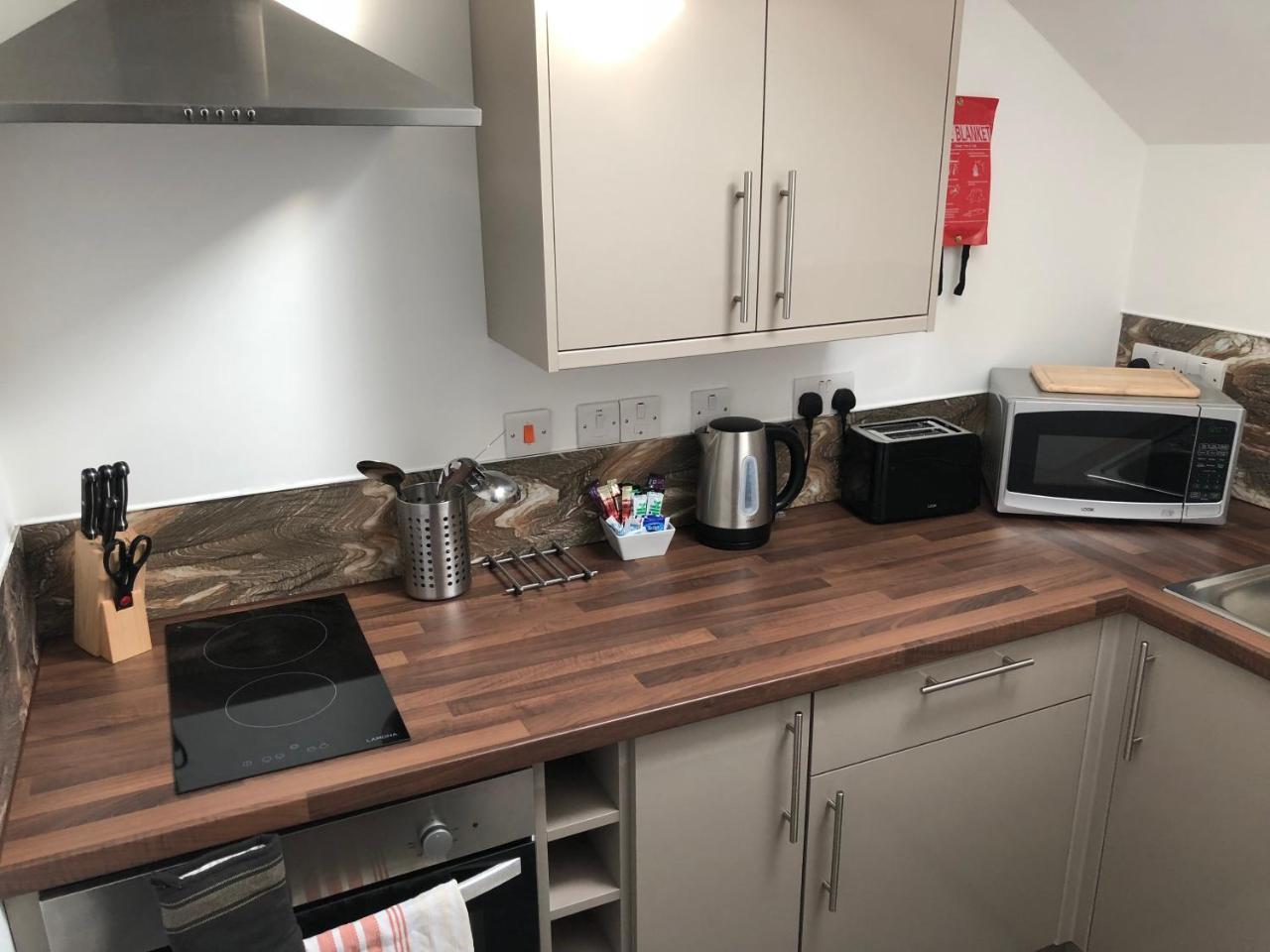 Quora Regent * Leicester