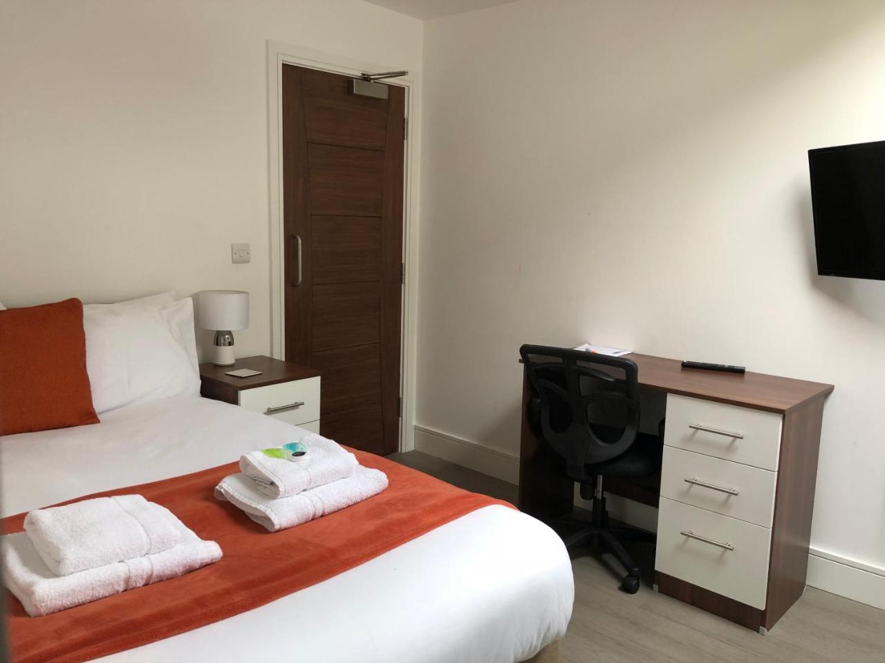 Quora Regent * Leicester