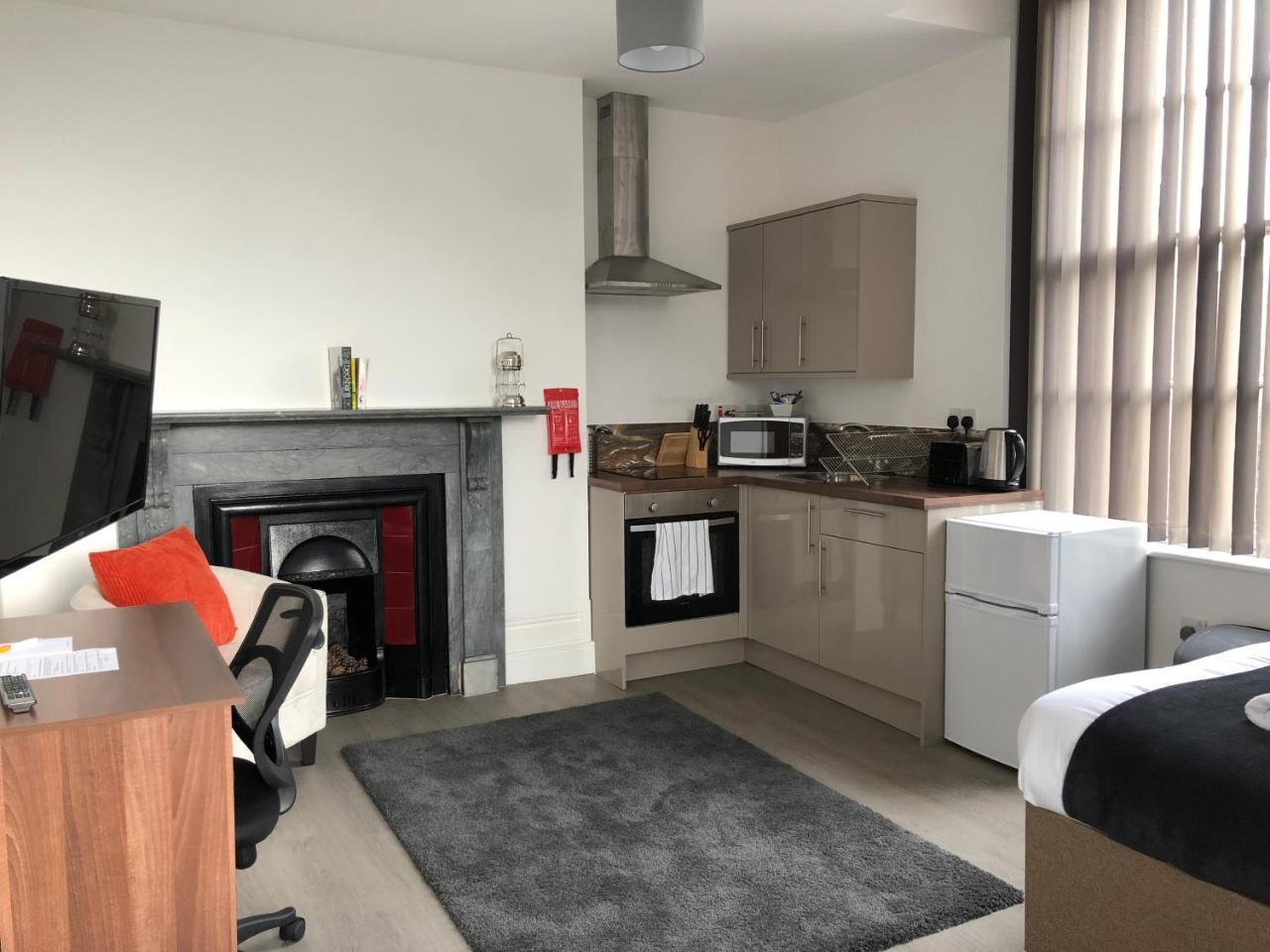 Apartment Quora Regent *