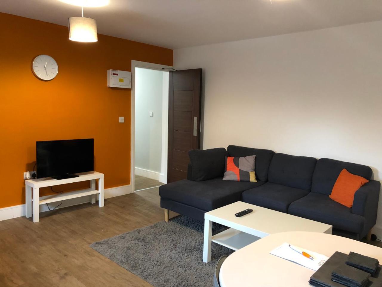 Quora Regent * Leicester