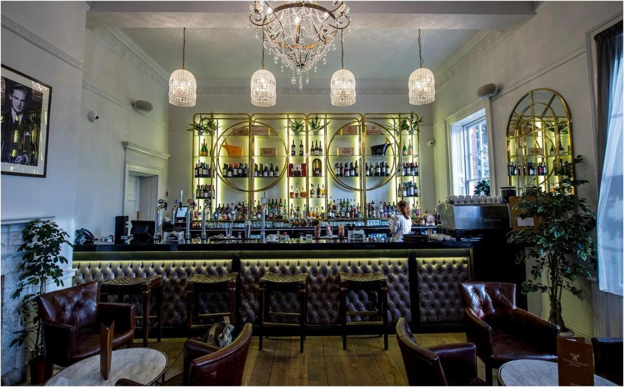 Hotel Winstanley House