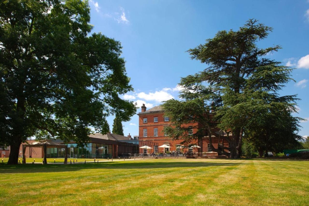 Hotel Winstanley House
