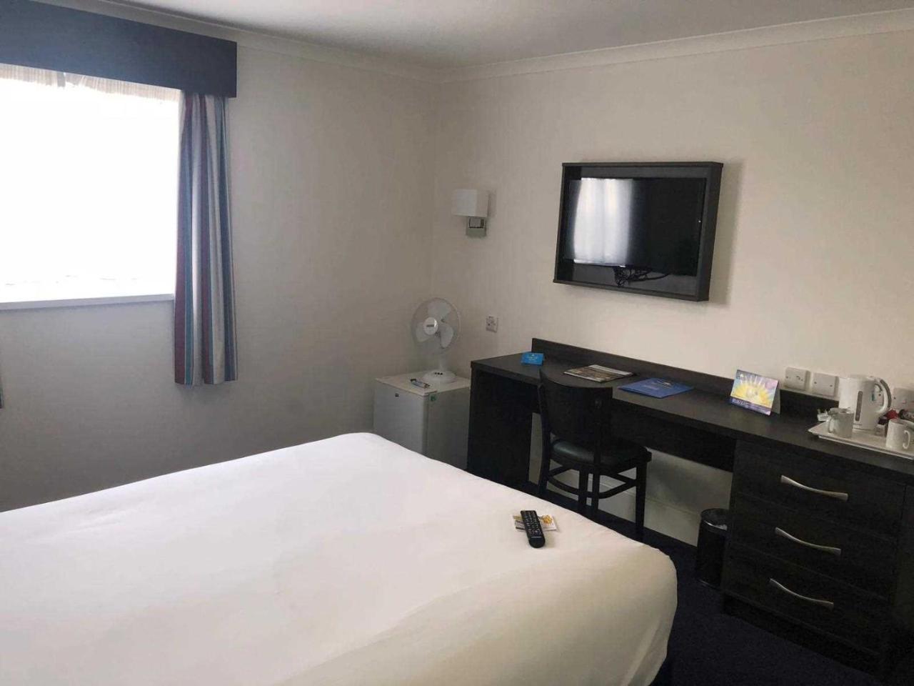 Days Hotel 3*