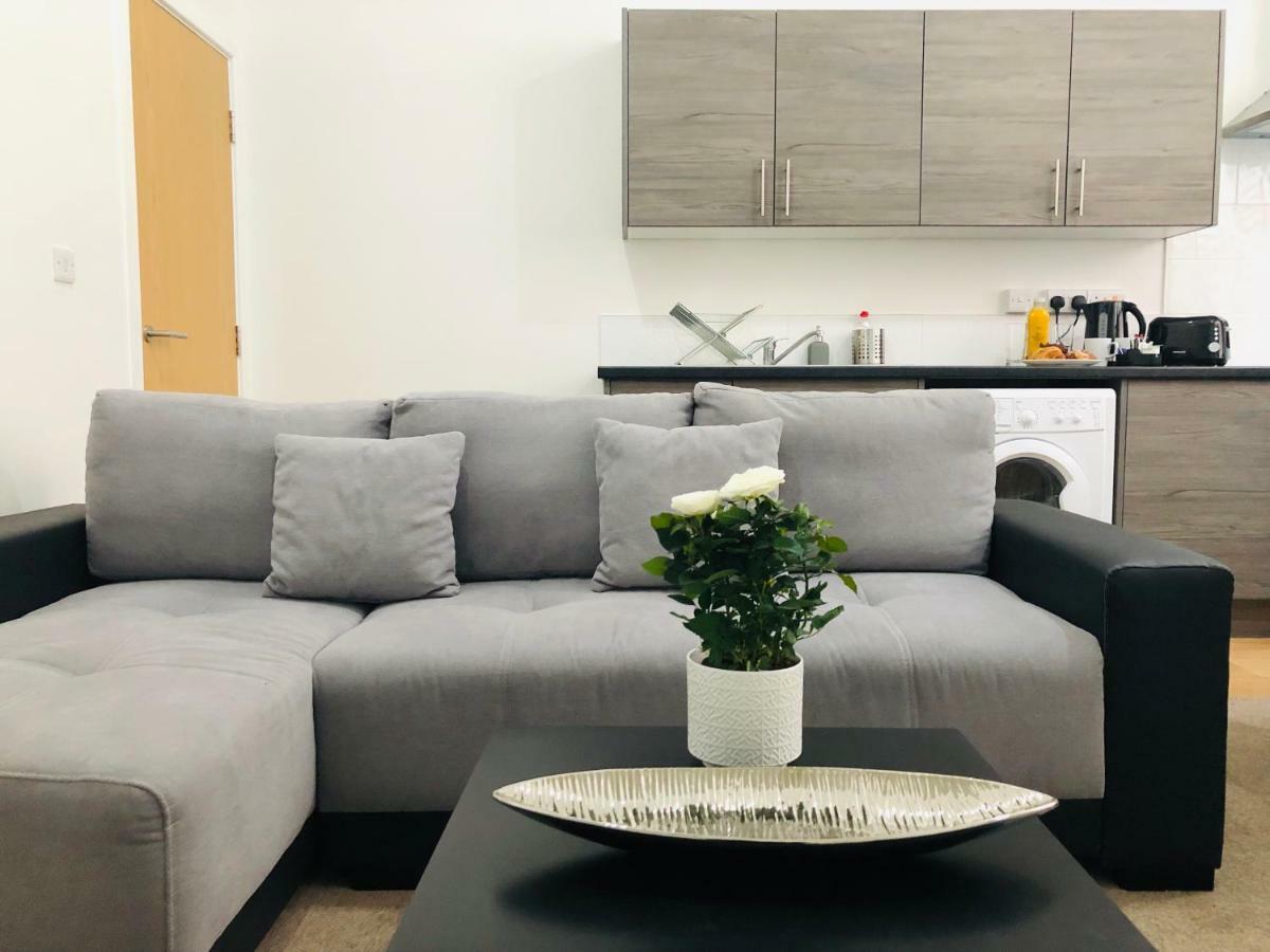 Showcase - Highcross House Apartamento