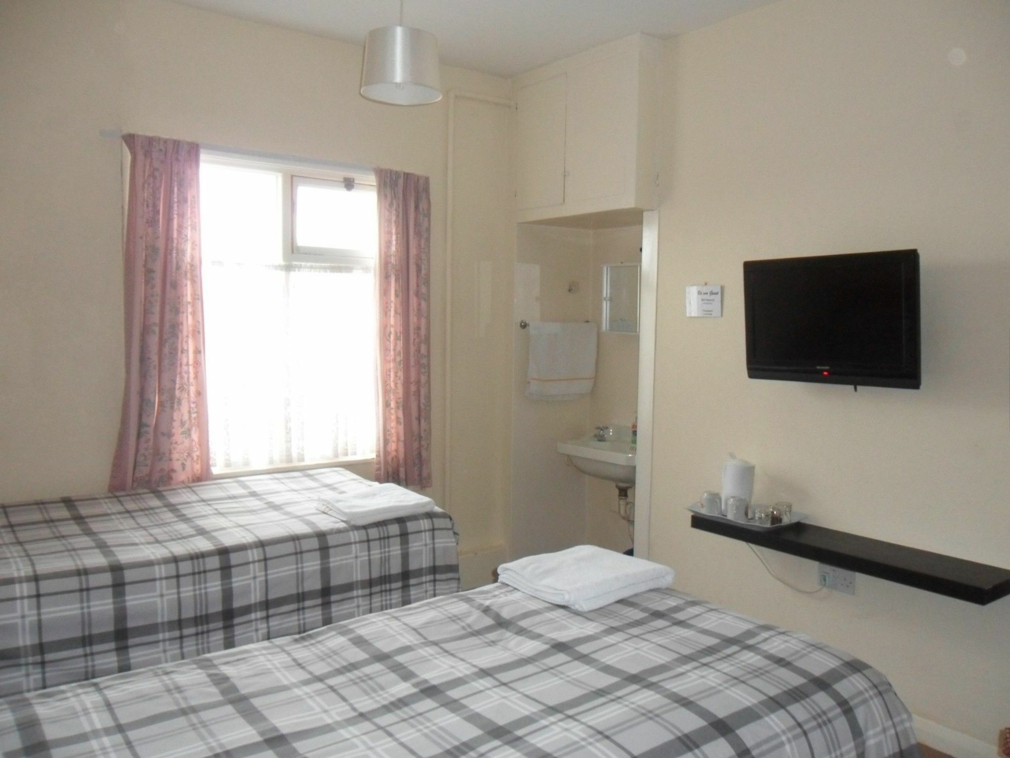 Comfort Bed & Breakfast 3*