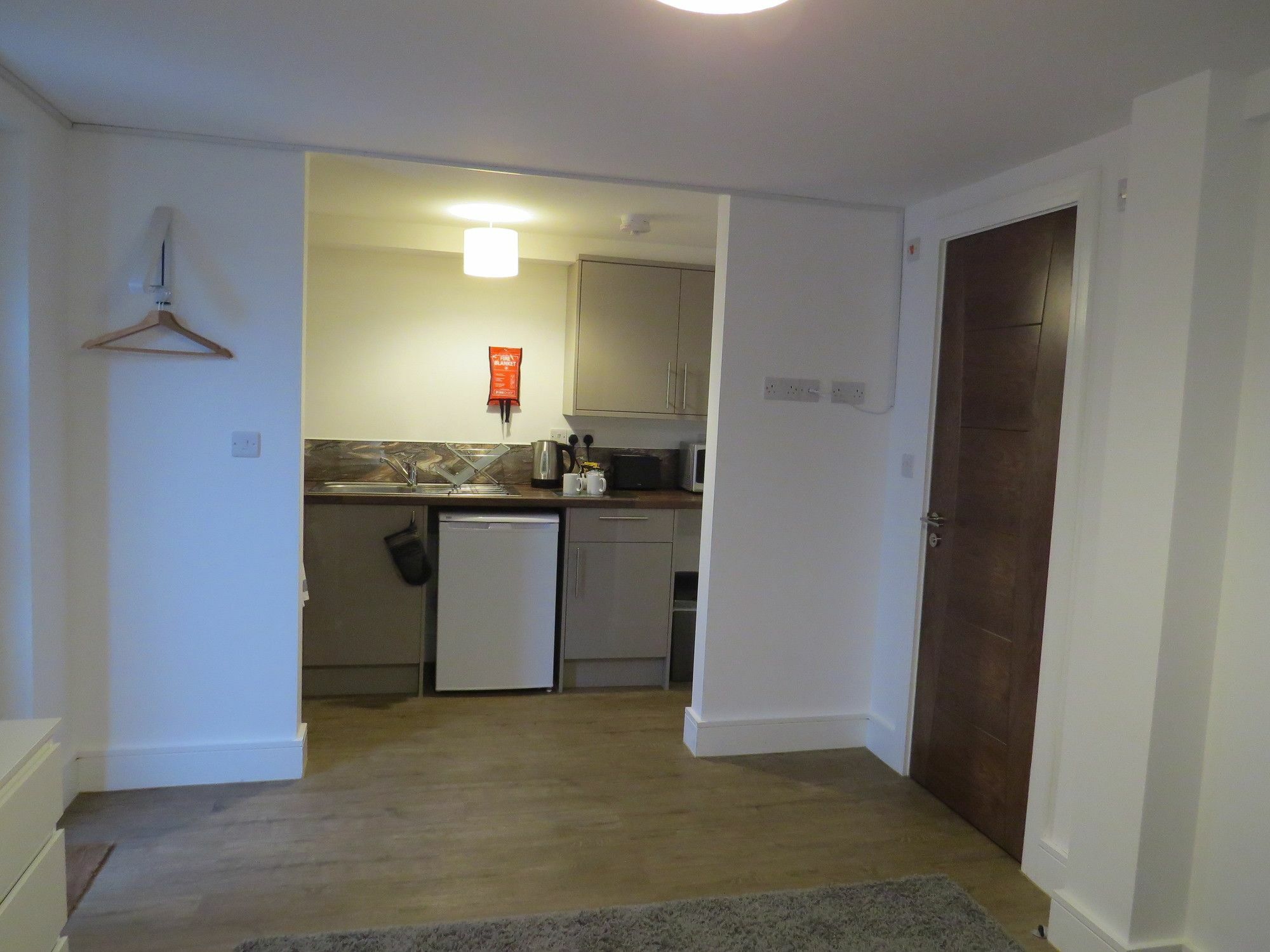 Apartment Quora Regent *