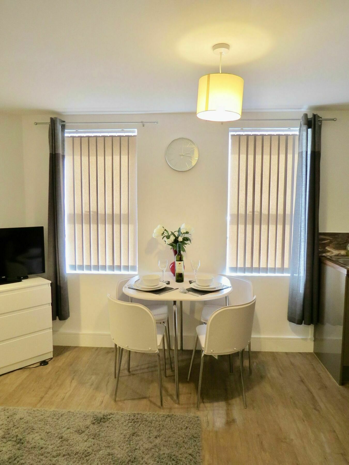 Quora Regent Apartment
