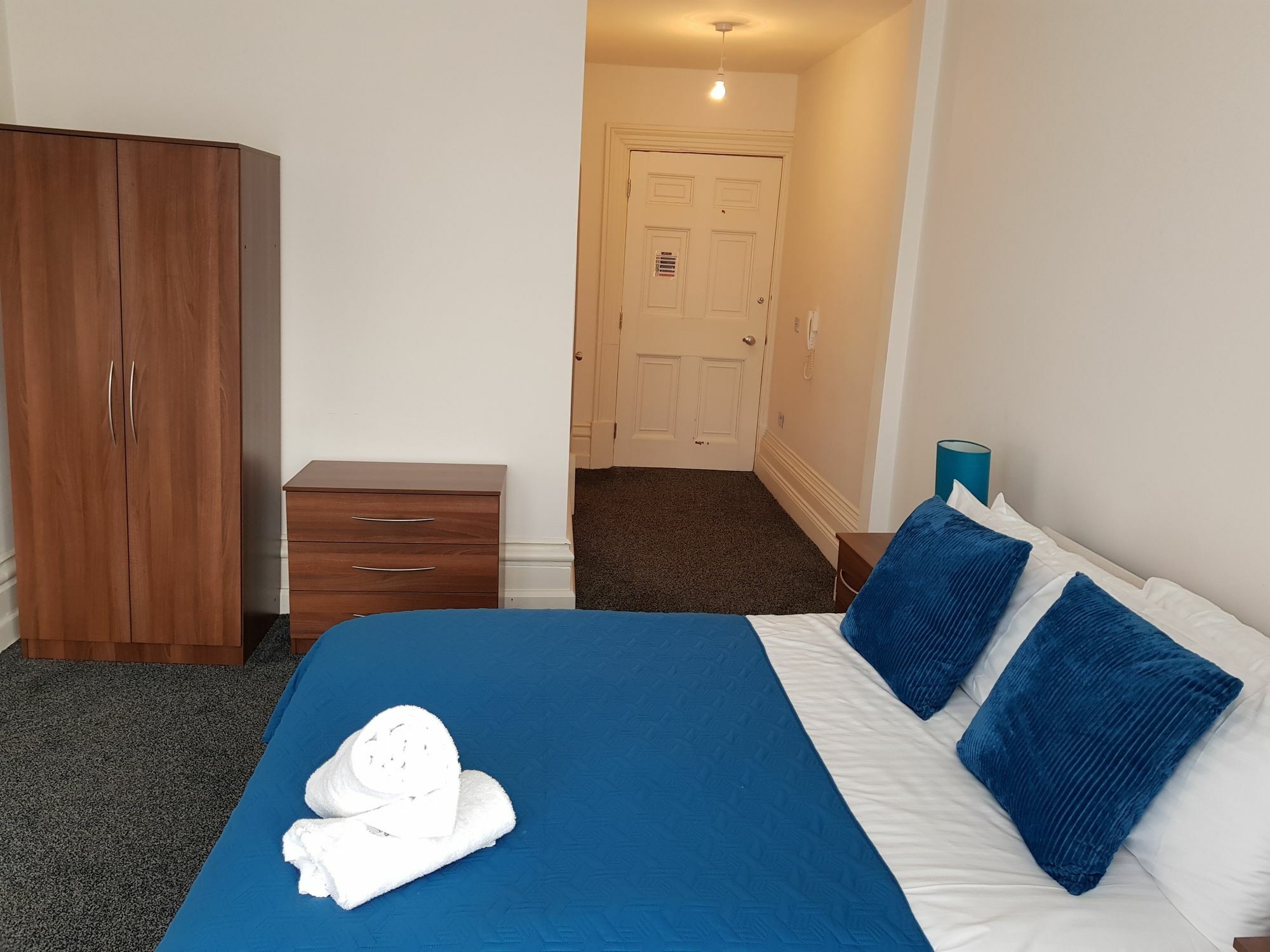 The Townhouse 3*